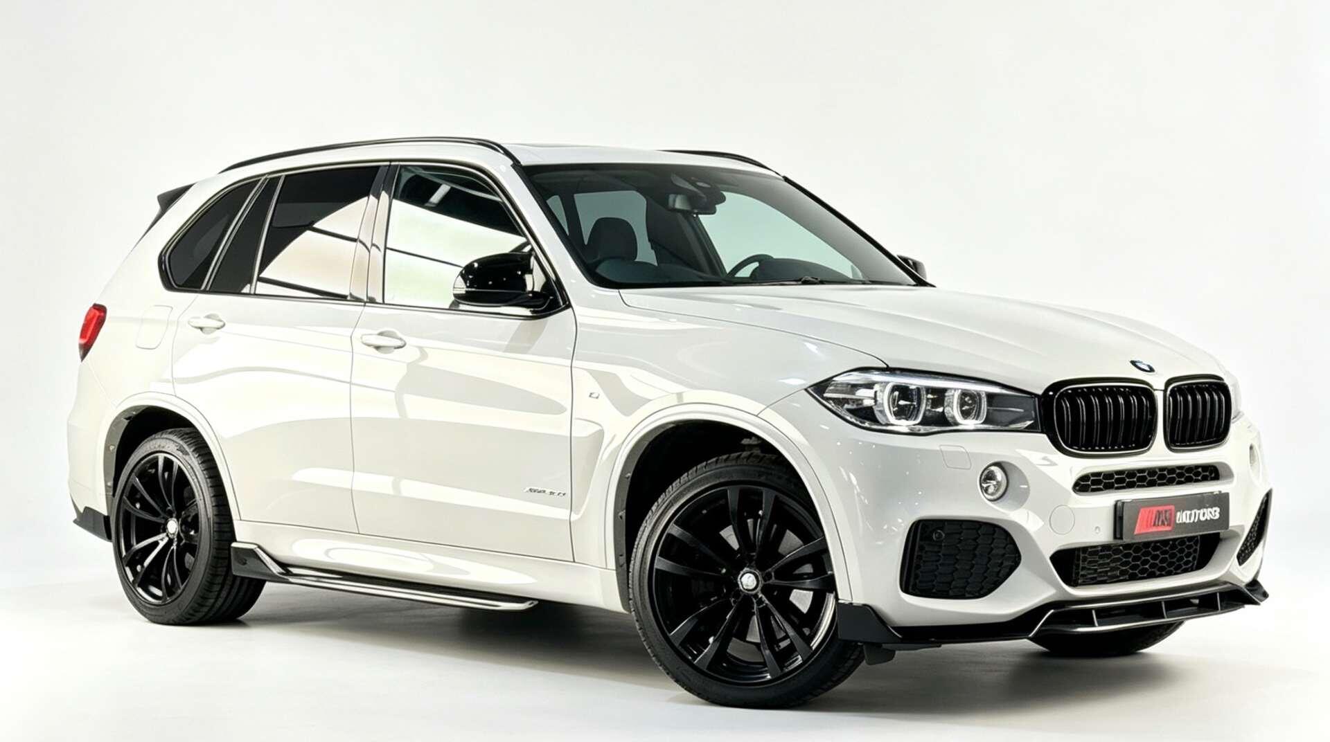 BMW X5 view 2