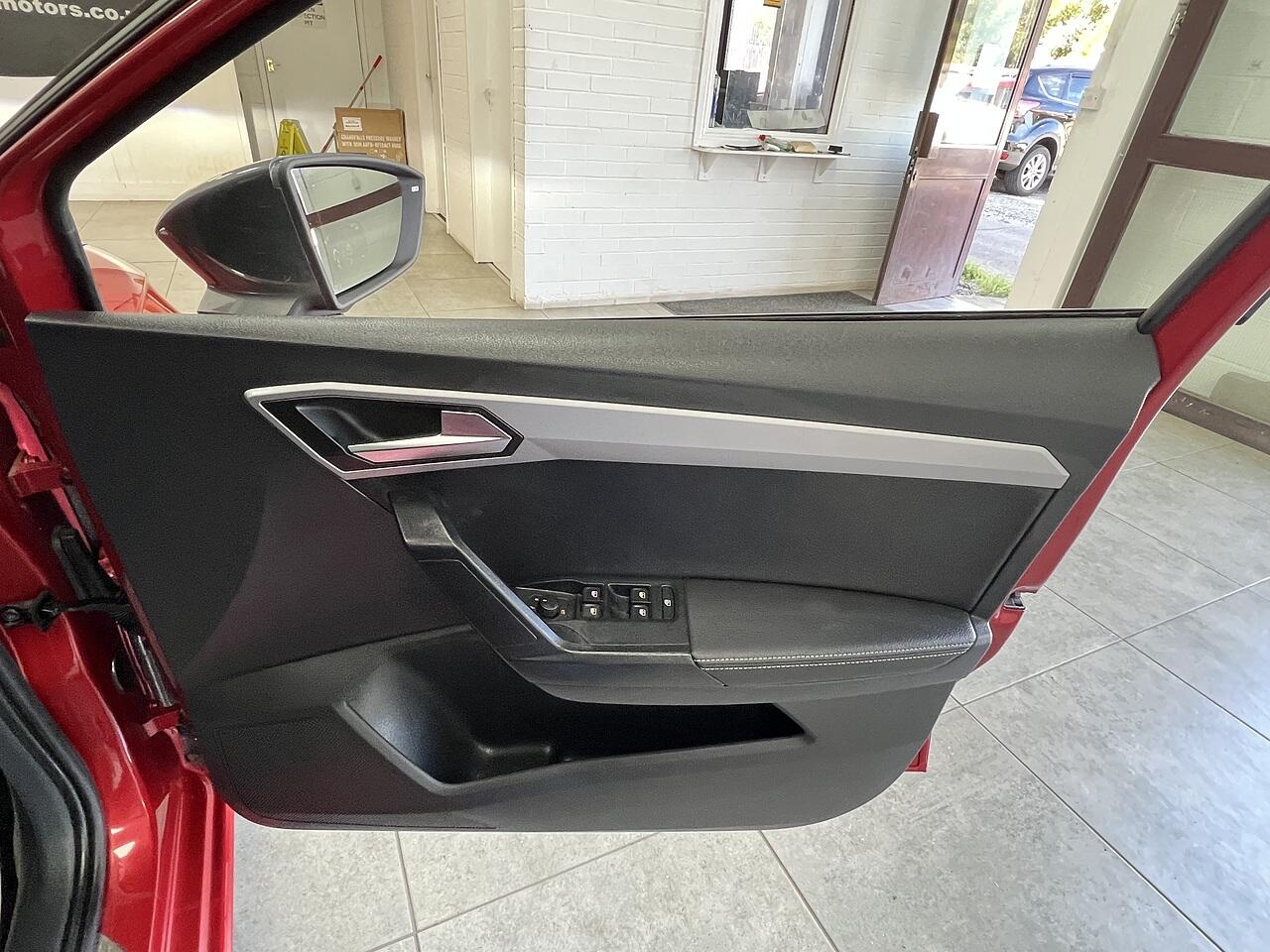 SEAT Ibiza view 14
