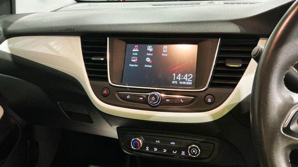 Vauxhall Crossland X view 10