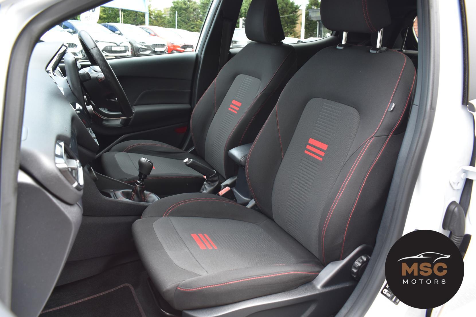 Ford Fiesta view 34