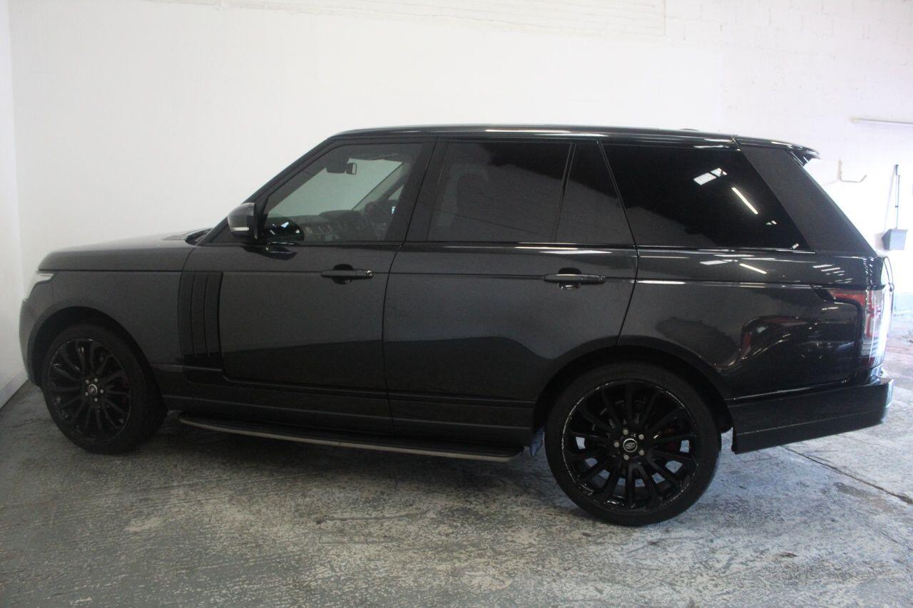Land Rover Range Rover view 10