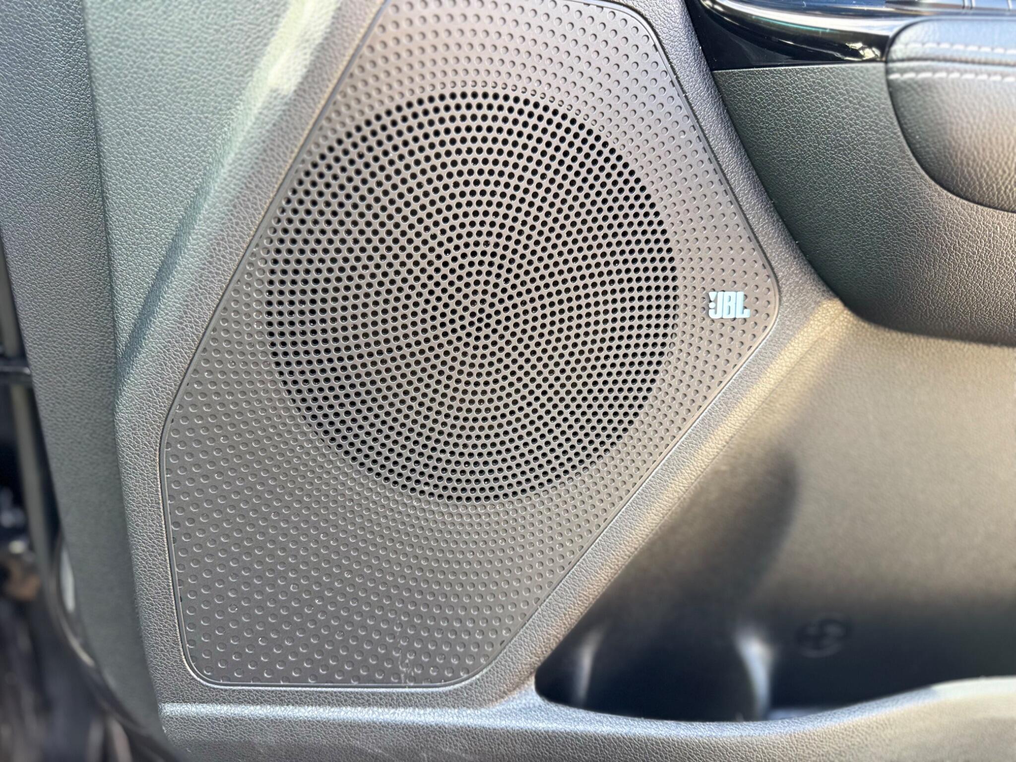 Kia Niro view 18