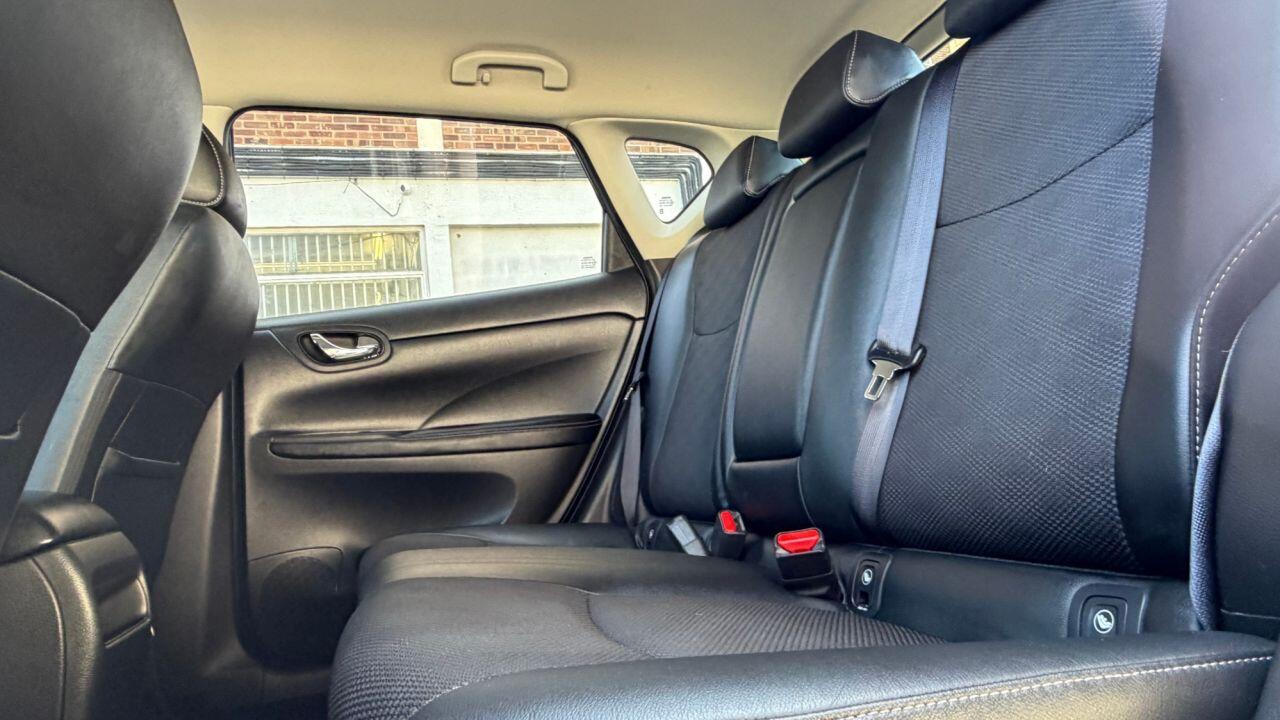 Nissan Pulsar view 14