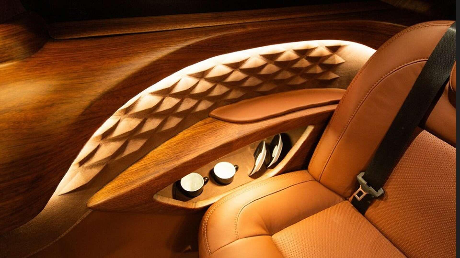 Mercedes-Benz V Class view 2