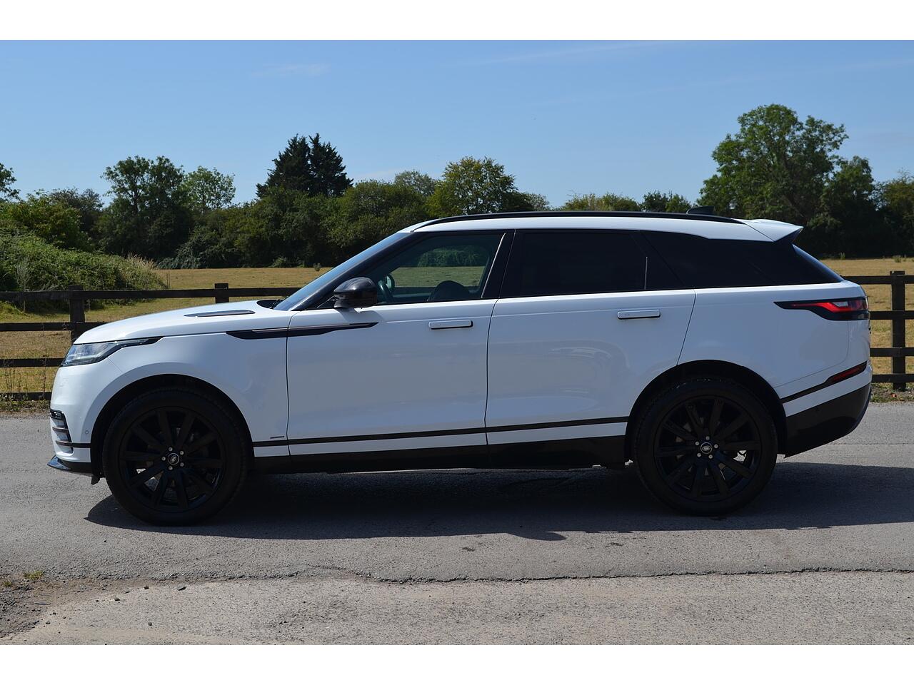 Land Rover Range Rover Velar view 6