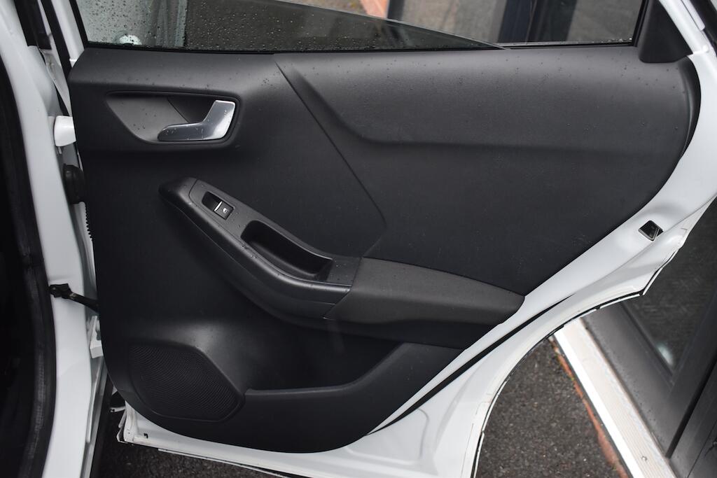 Ford Puma view 35