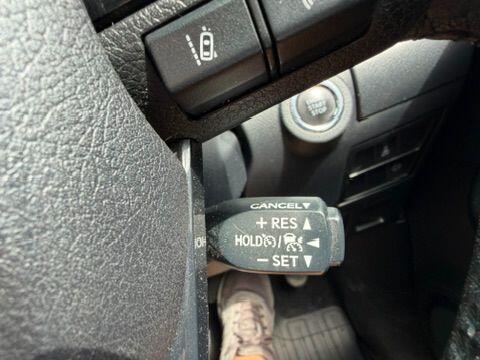 Toyota Hilux view 28