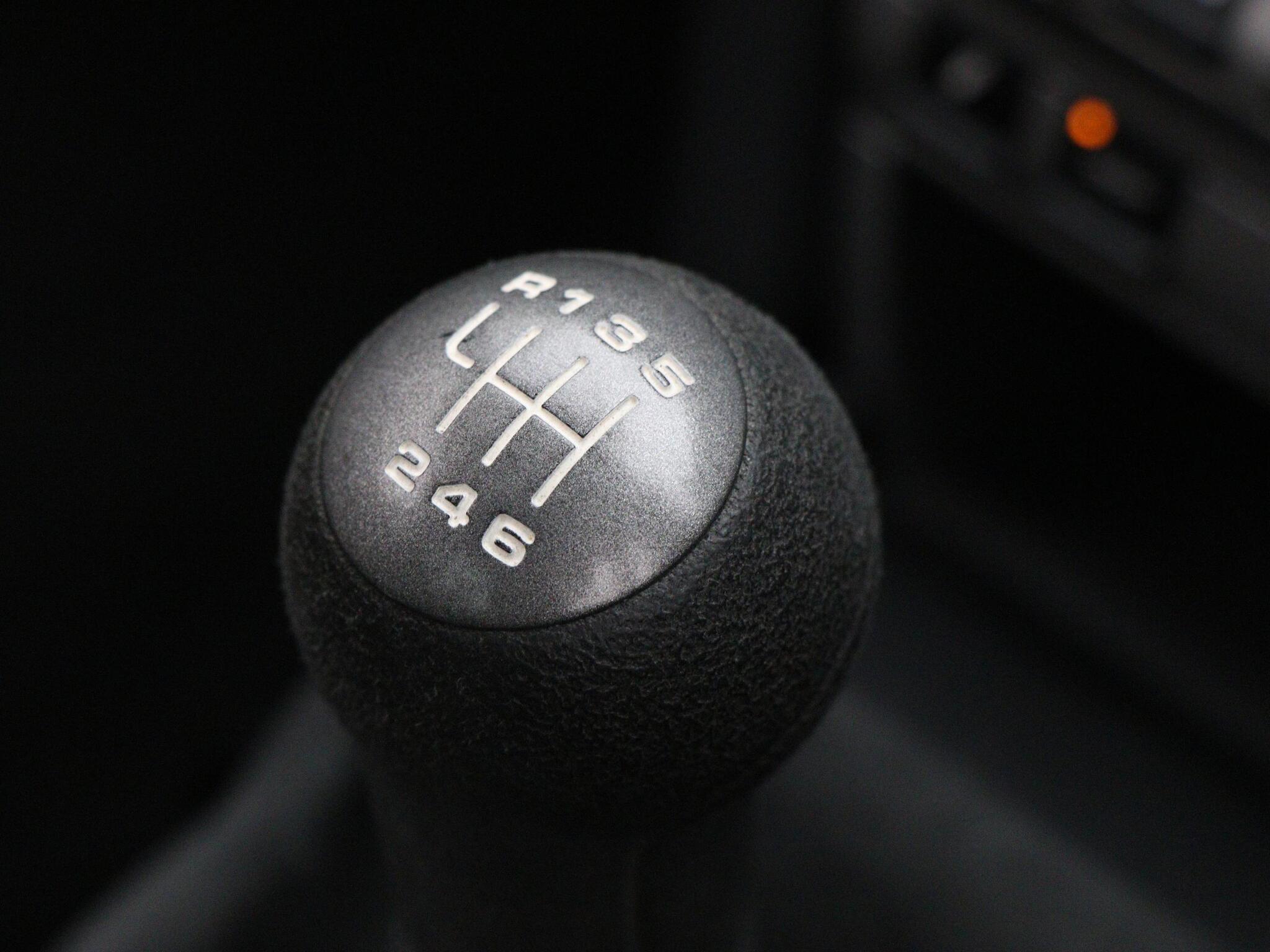 Porsche 911 view 42