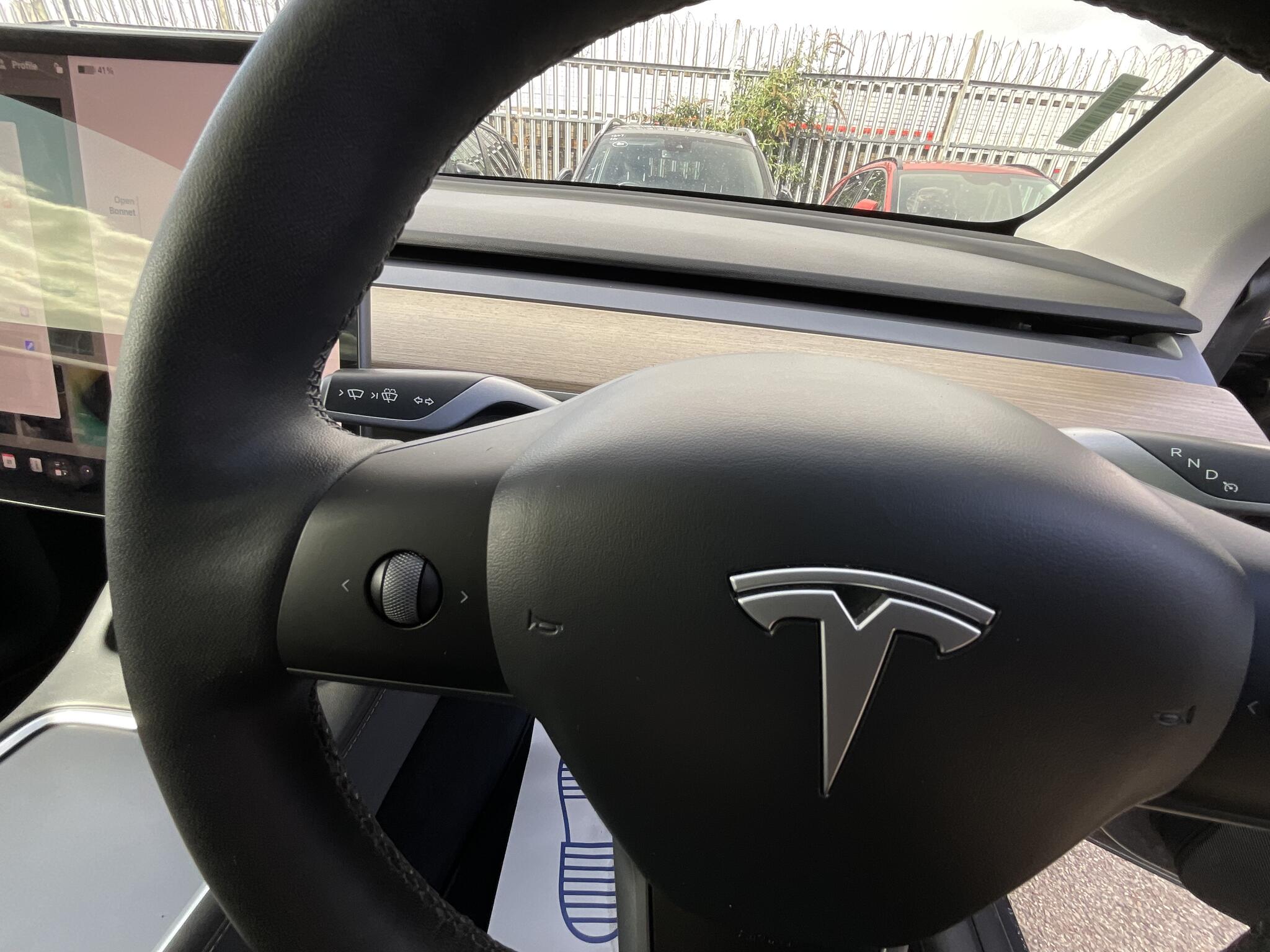 Tesla Model Y view 32