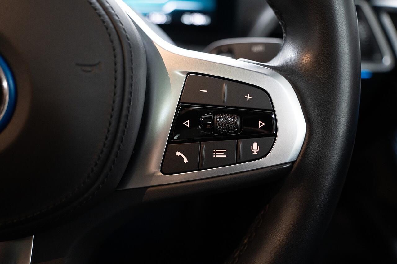 BMW I4 view 10