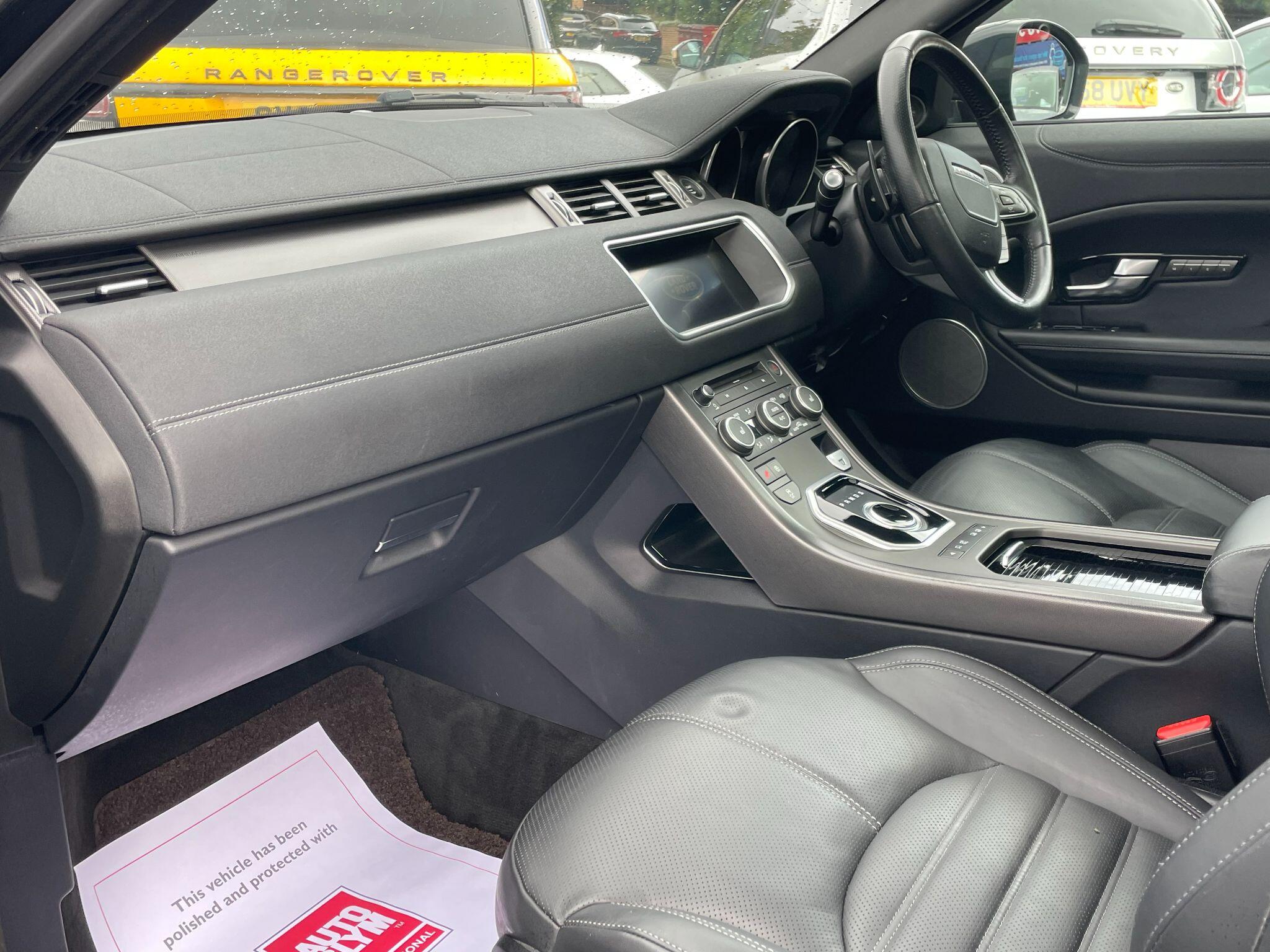 Land Rover Range Rover Evoque view 25
