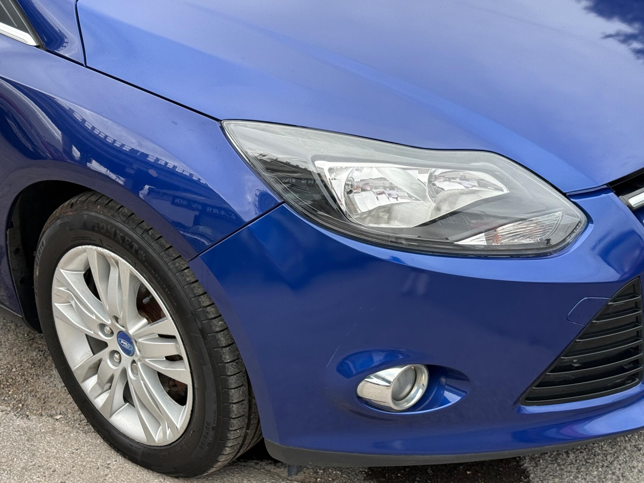 Ford Focus - Image 22