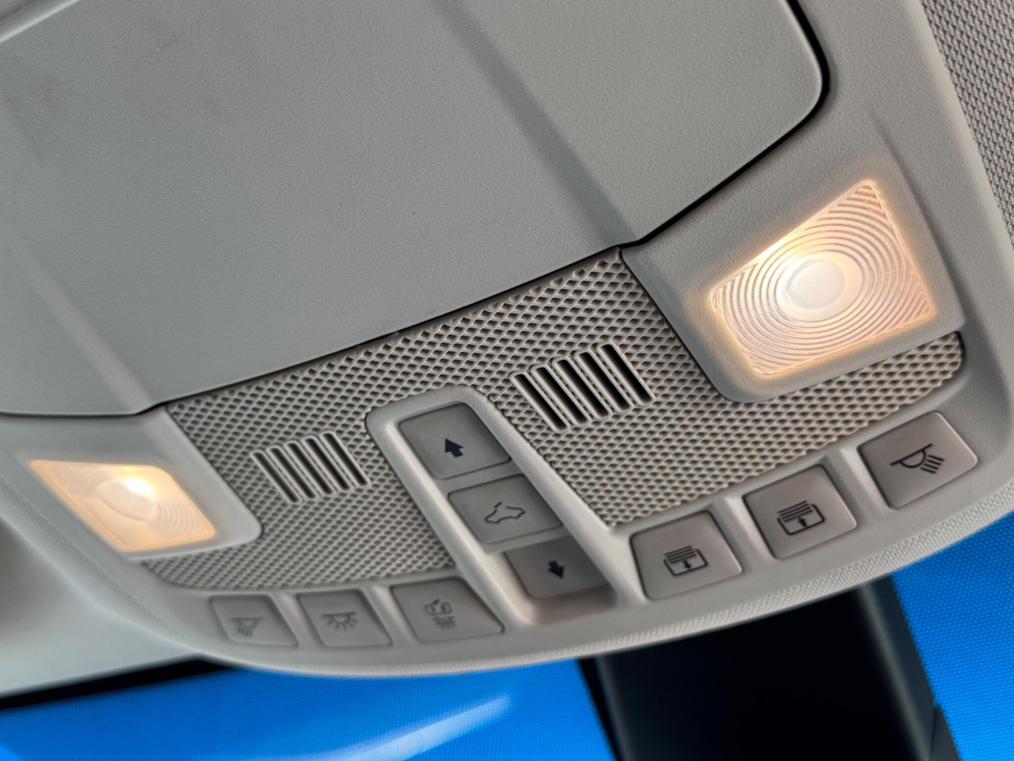 Ford Edge view 34