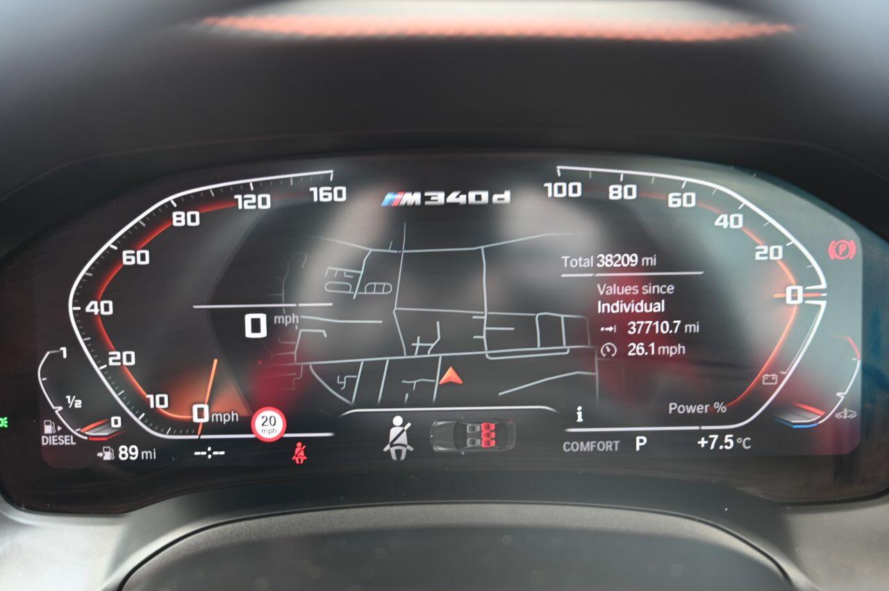 BMW 3 Series view 18