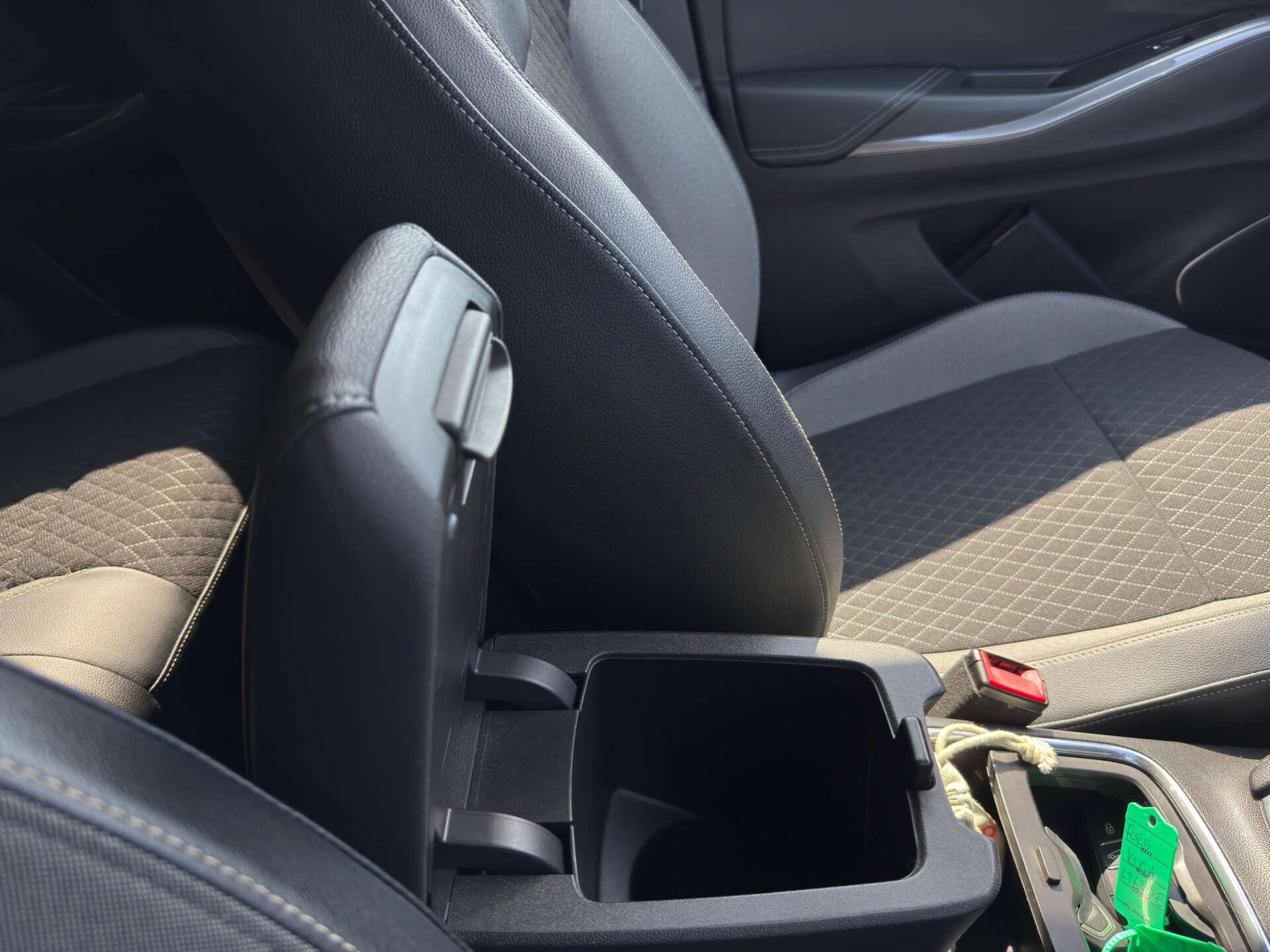 Vauxhall Grandland X view 66
