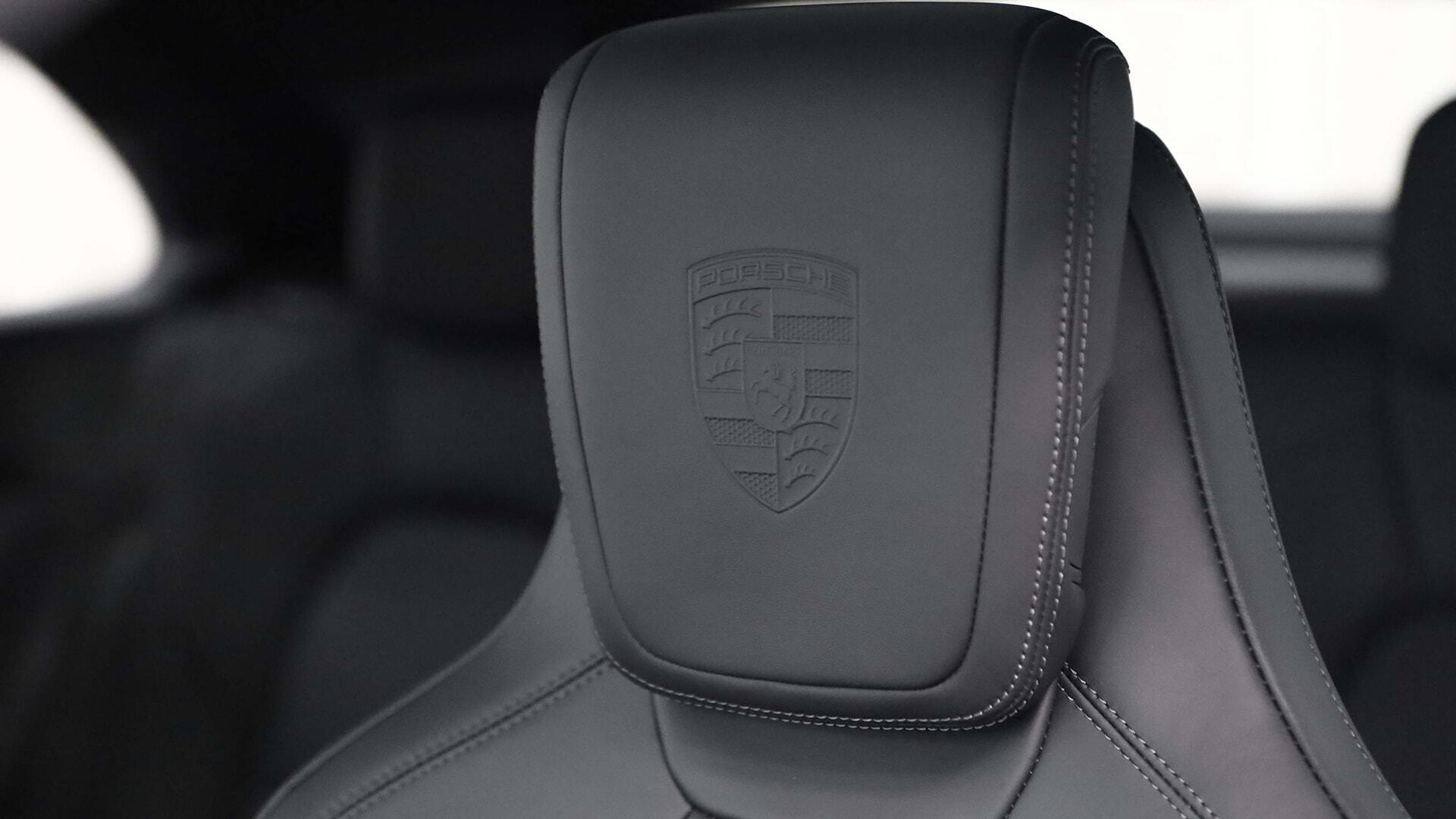 Porsche Macan view 10