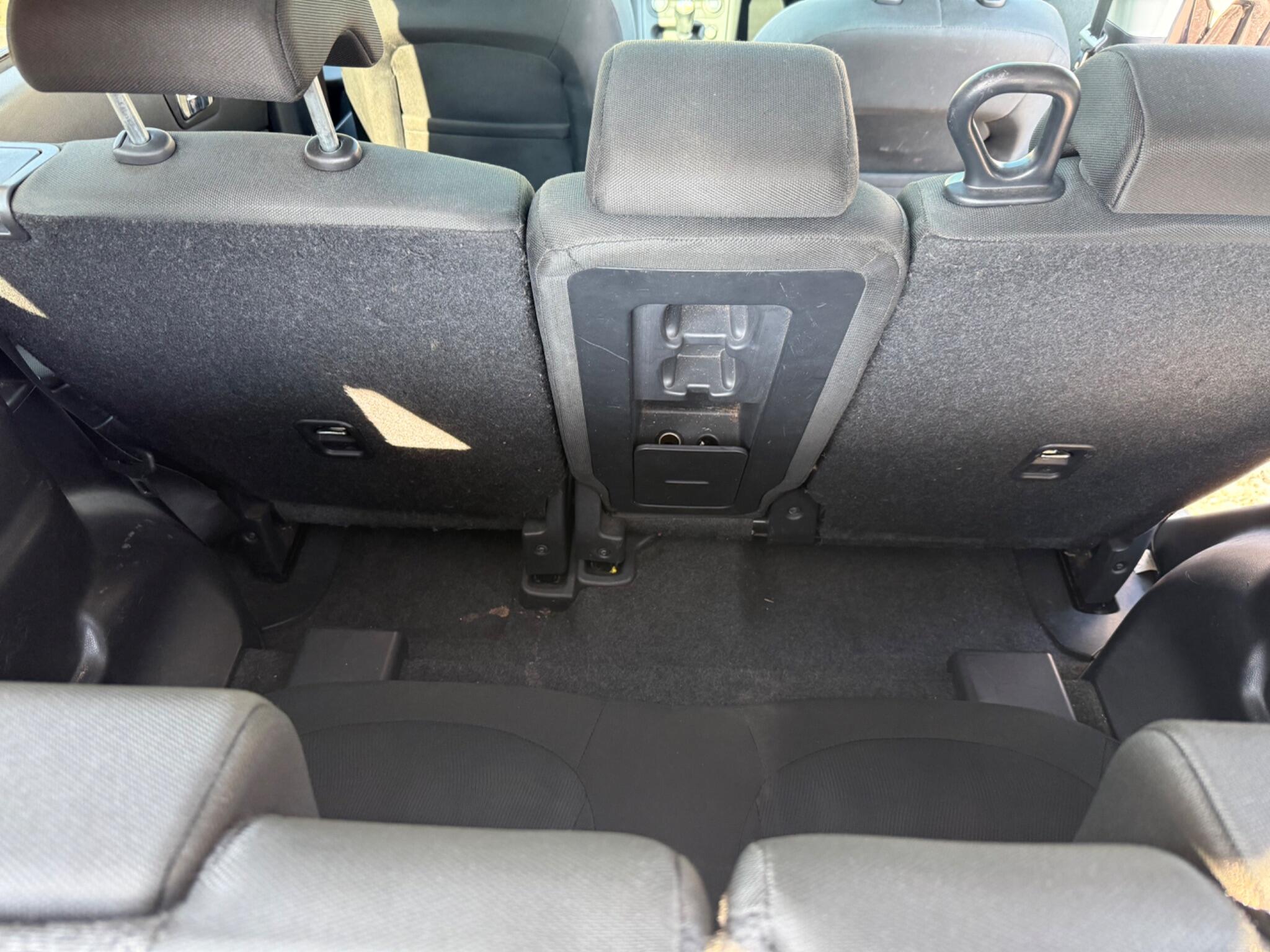 Nissan Qashqai+2 view 29