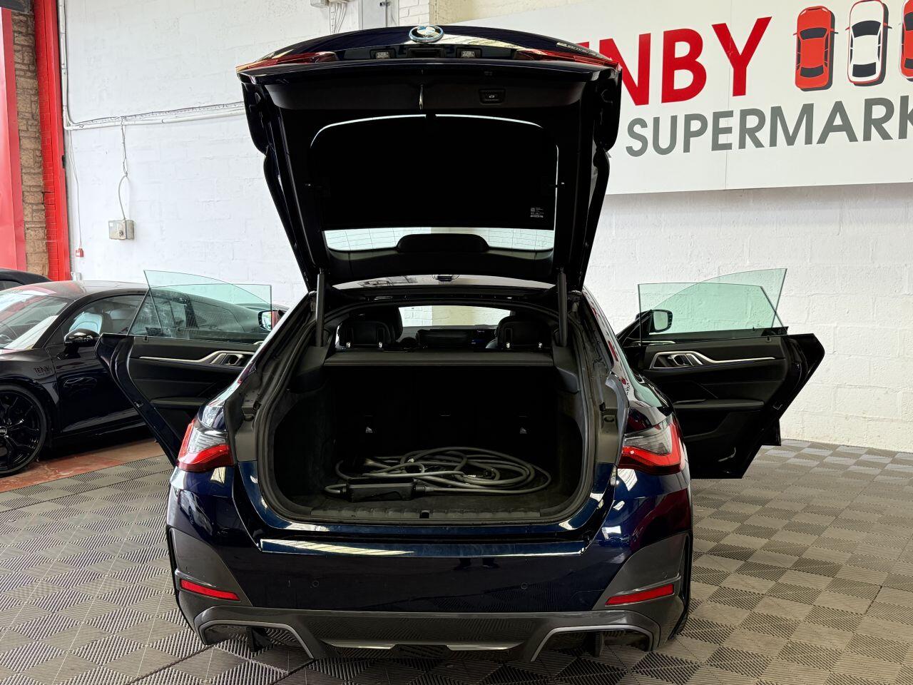 BMW I4 view 15