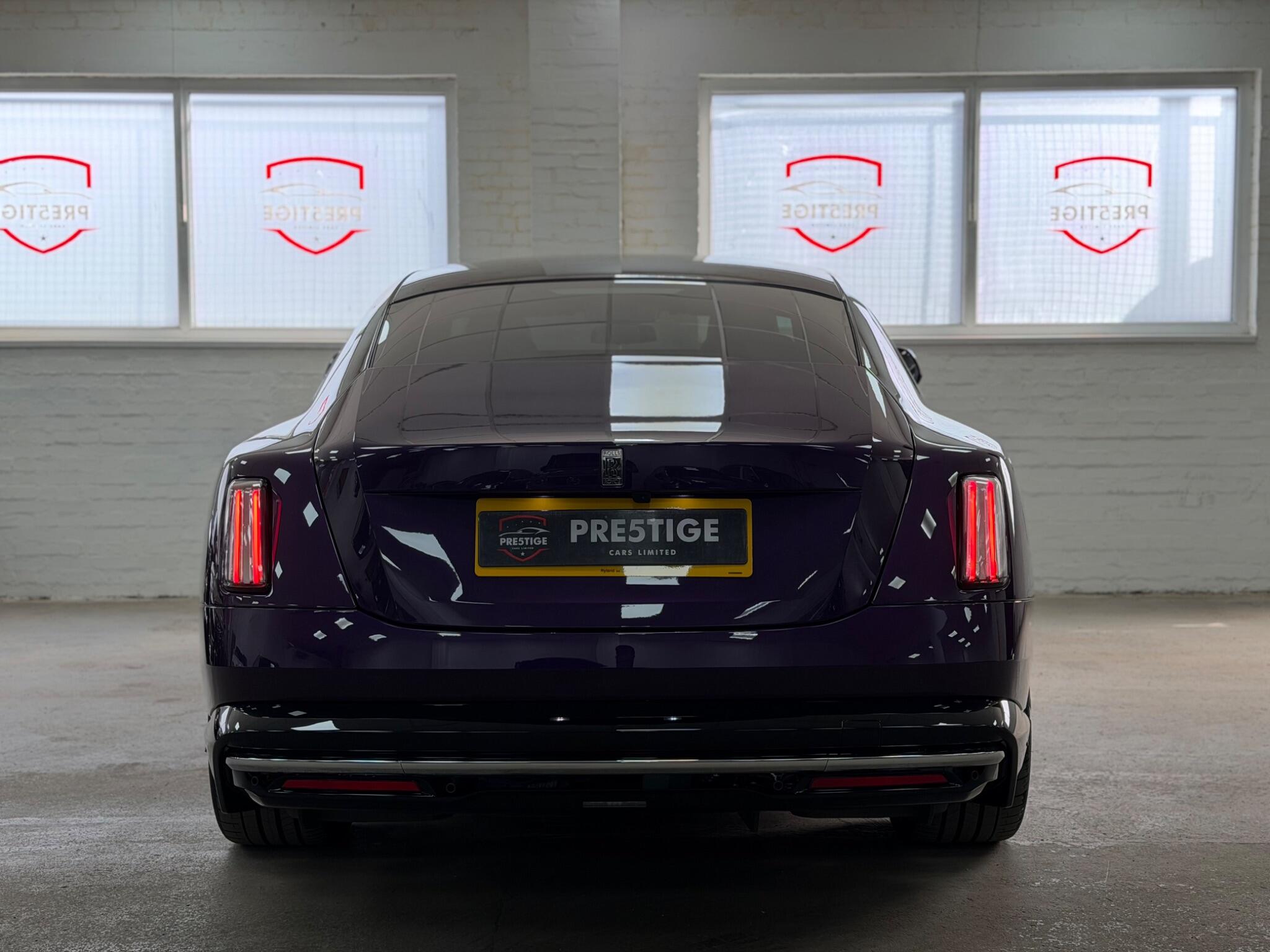 Rolls-Royce Spectre view 9