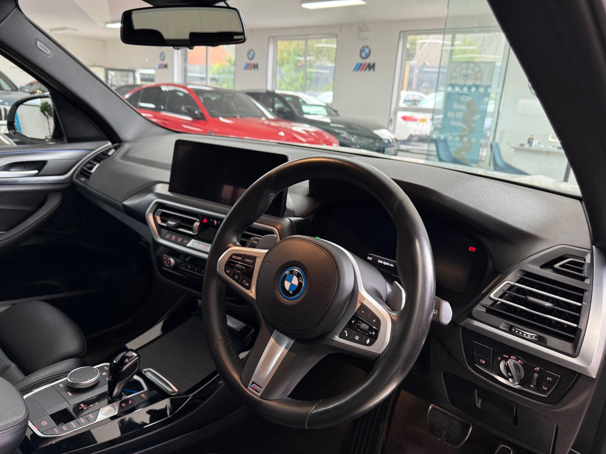 BMW X3 view 29