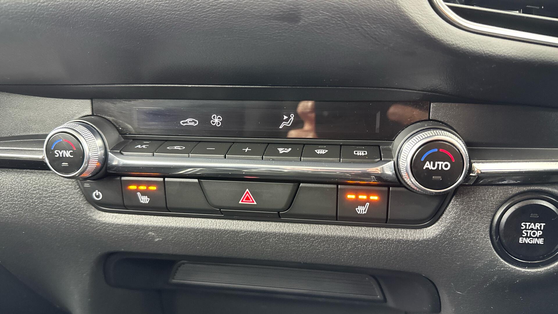 Mazda CX-30 view 34