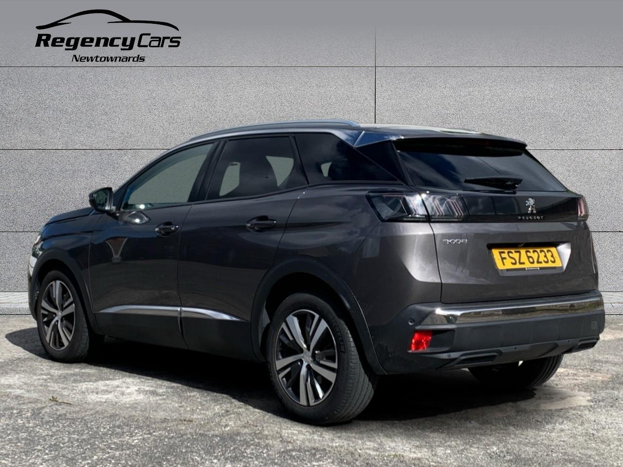 Peugeot 3008 view 4