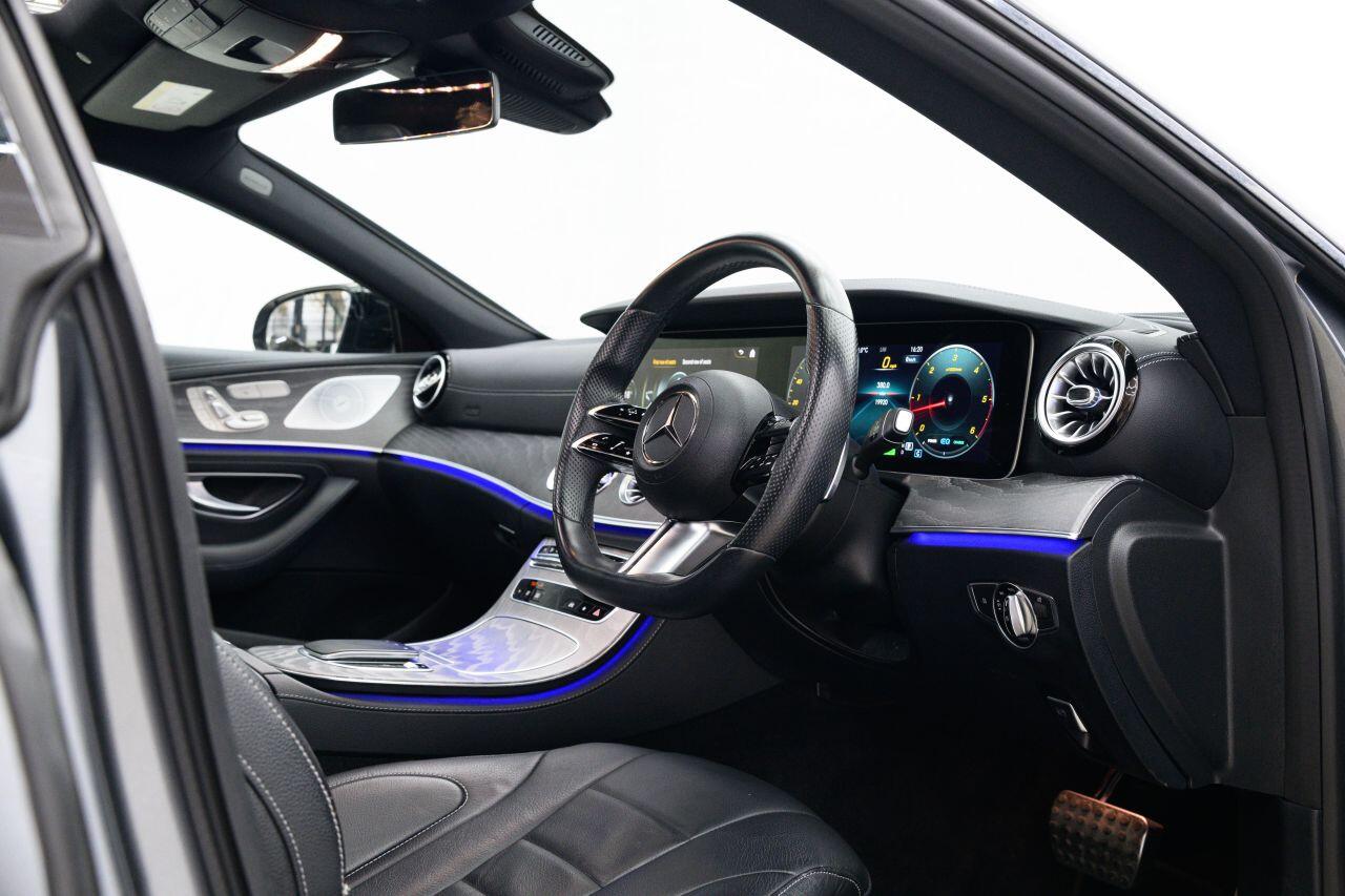 Mercedes-Benz CLS view 13