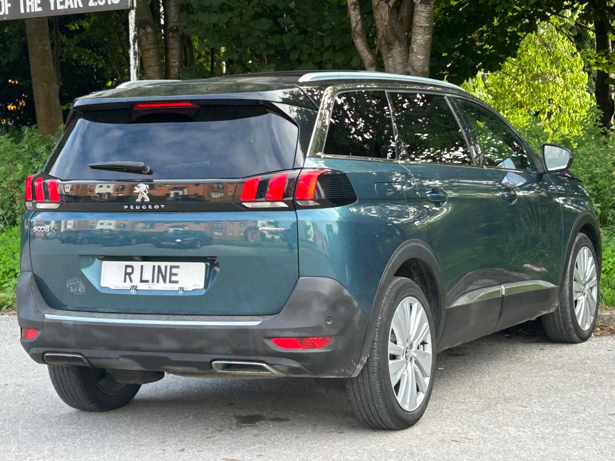Peugeot 5008 view 11