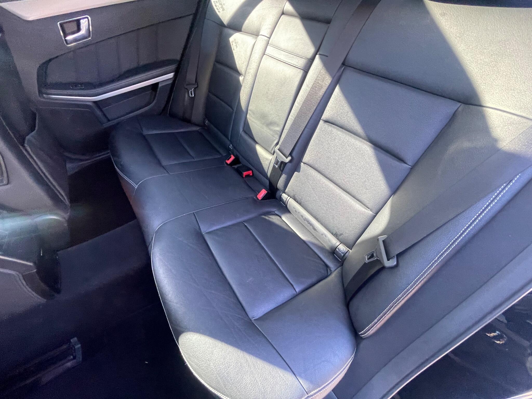 Mercedes-Benz E-Class view 19