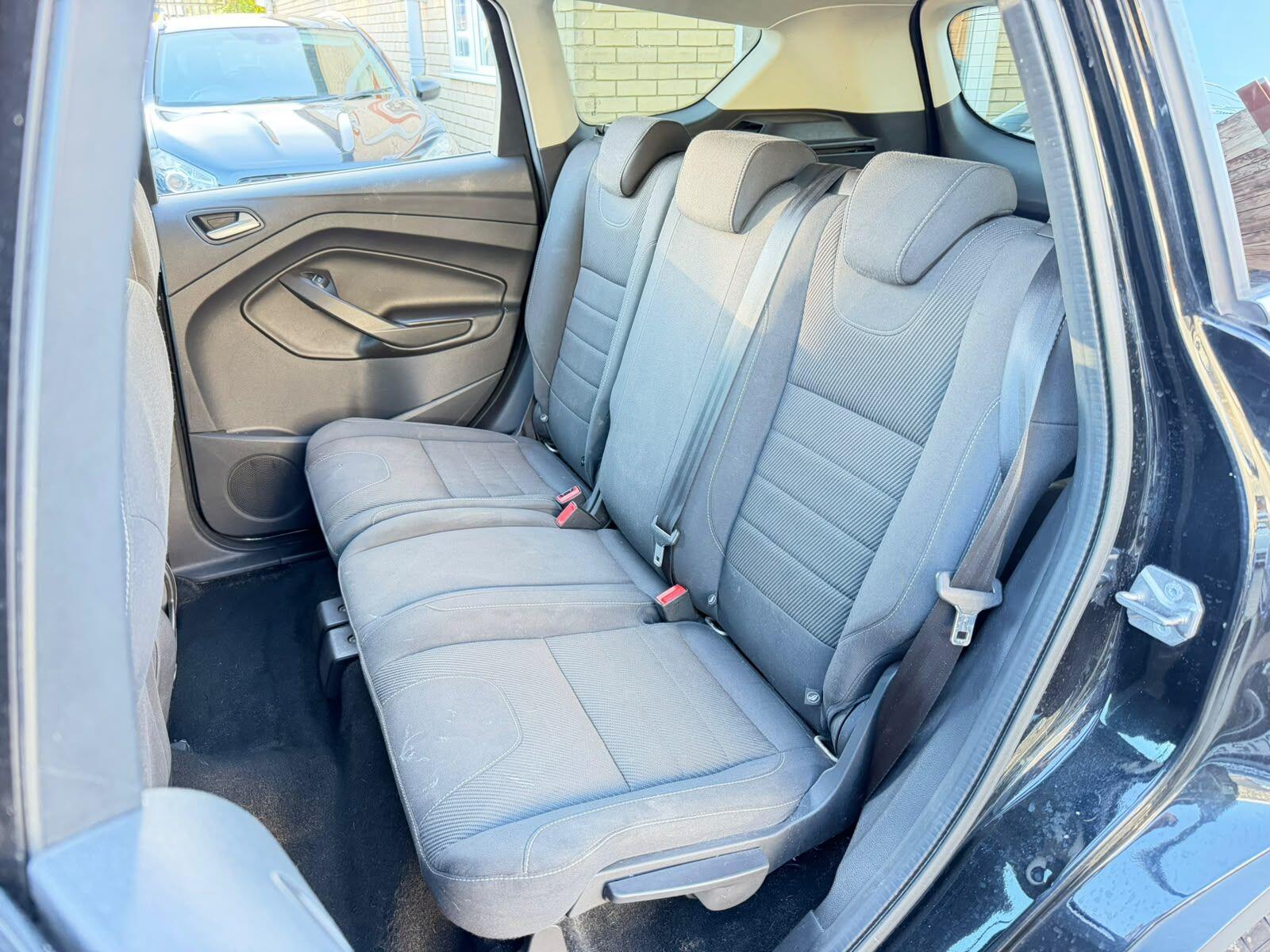 Ford Kuga view 17