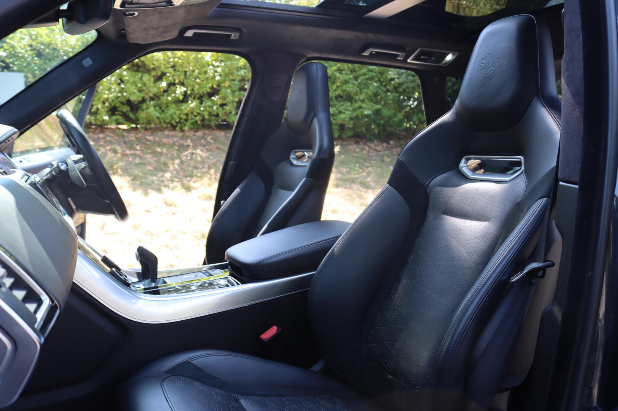 Land Rover Range Rover Sport view 4