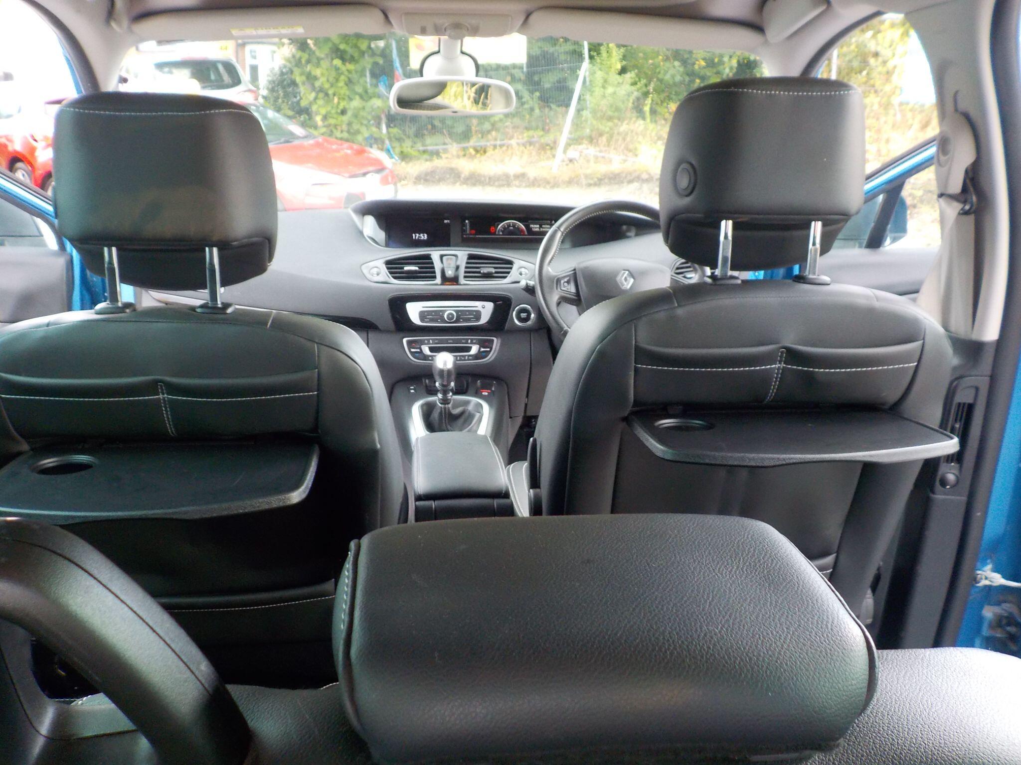Renault Grand Scenic 1.6 dCi Dynamique Nav Euro 6 (s/s) 5dr