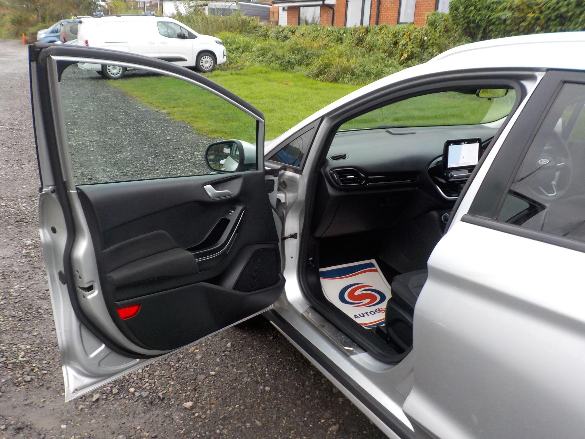 Ford Fiesta 1.0T EcoBoost Active 1 Euro 6 (s/s) 5dr