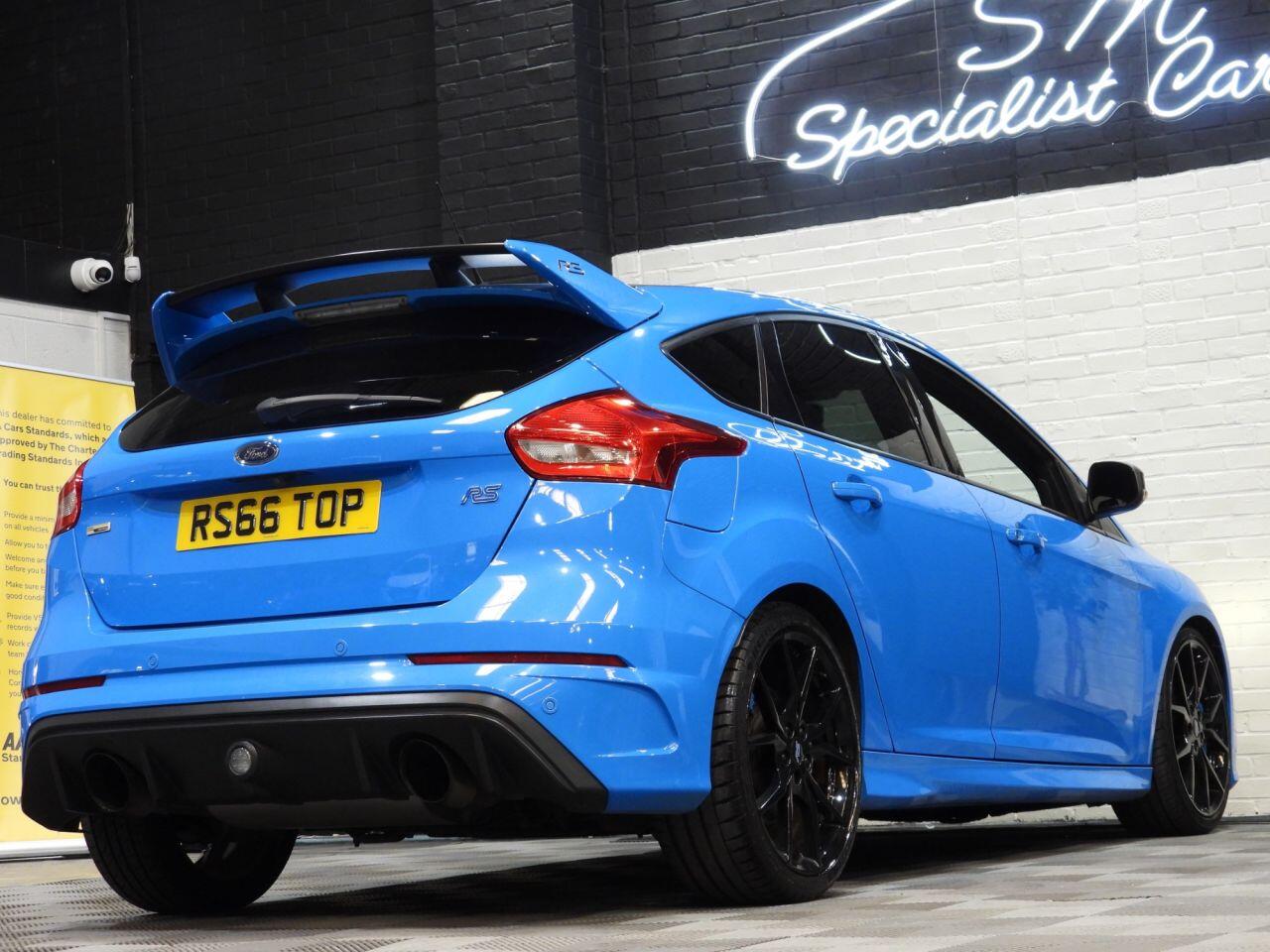 Ford Focus view 12