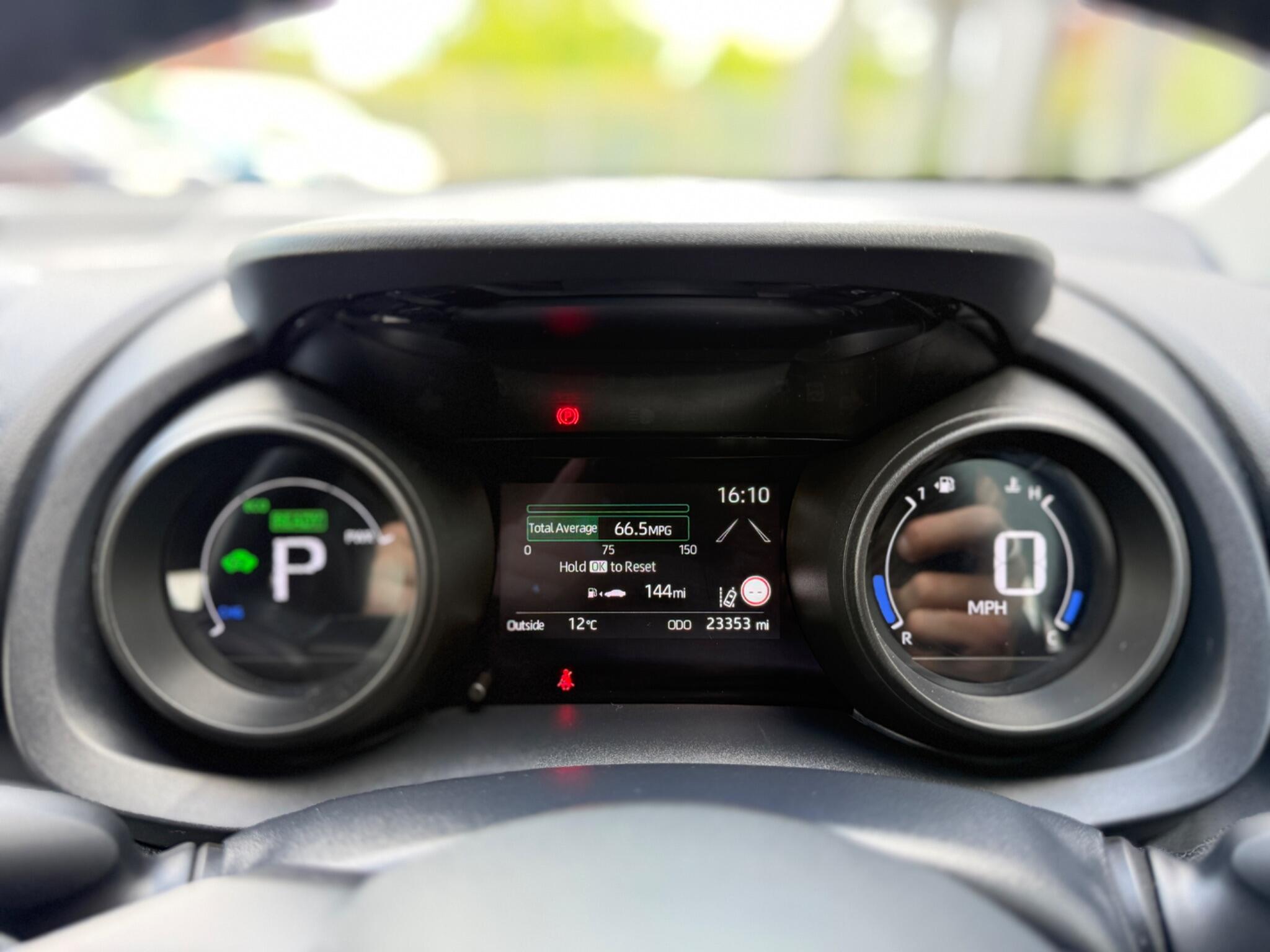 Toyota Yaris view 61