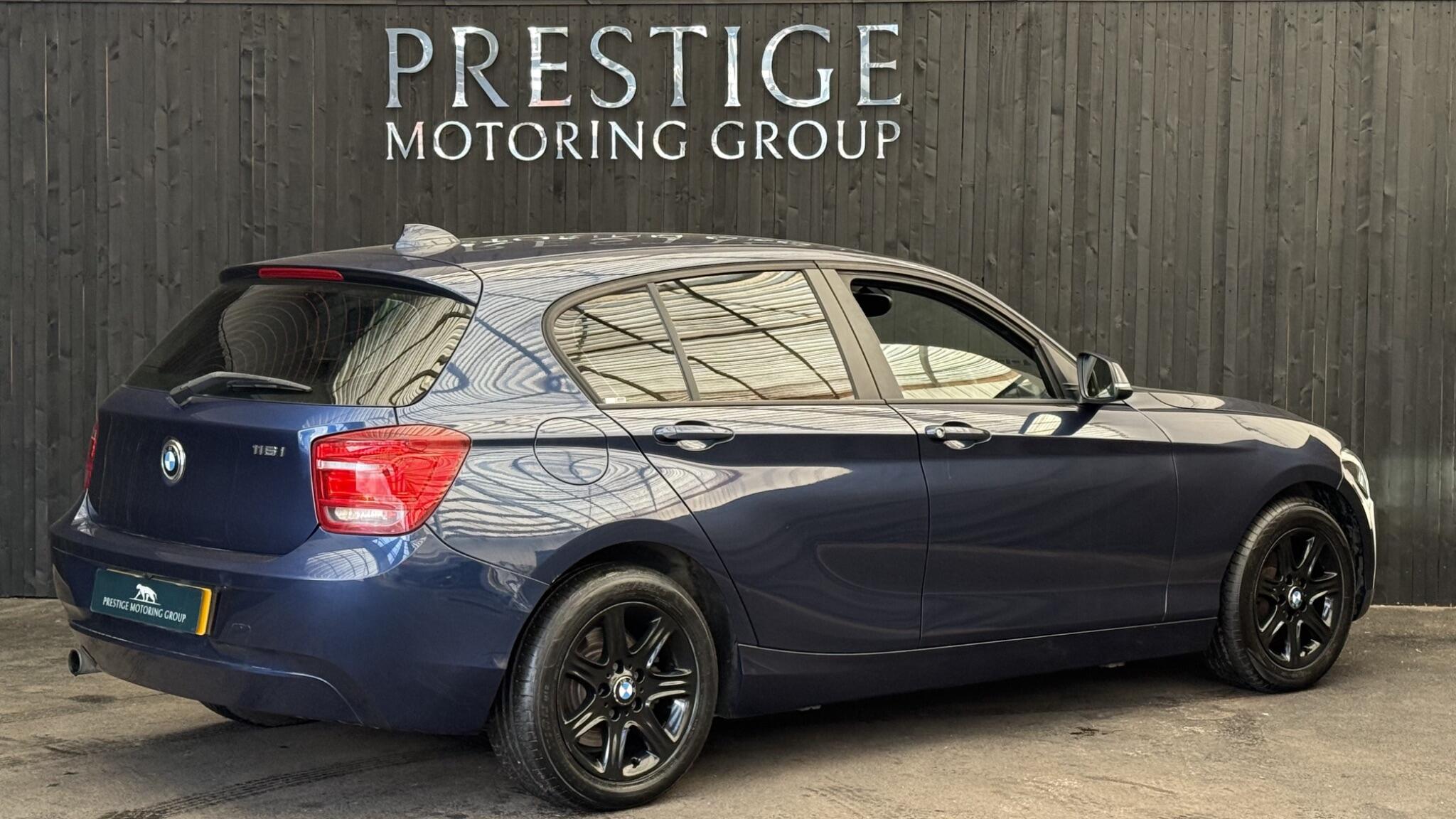 BMW 1 Series view 9