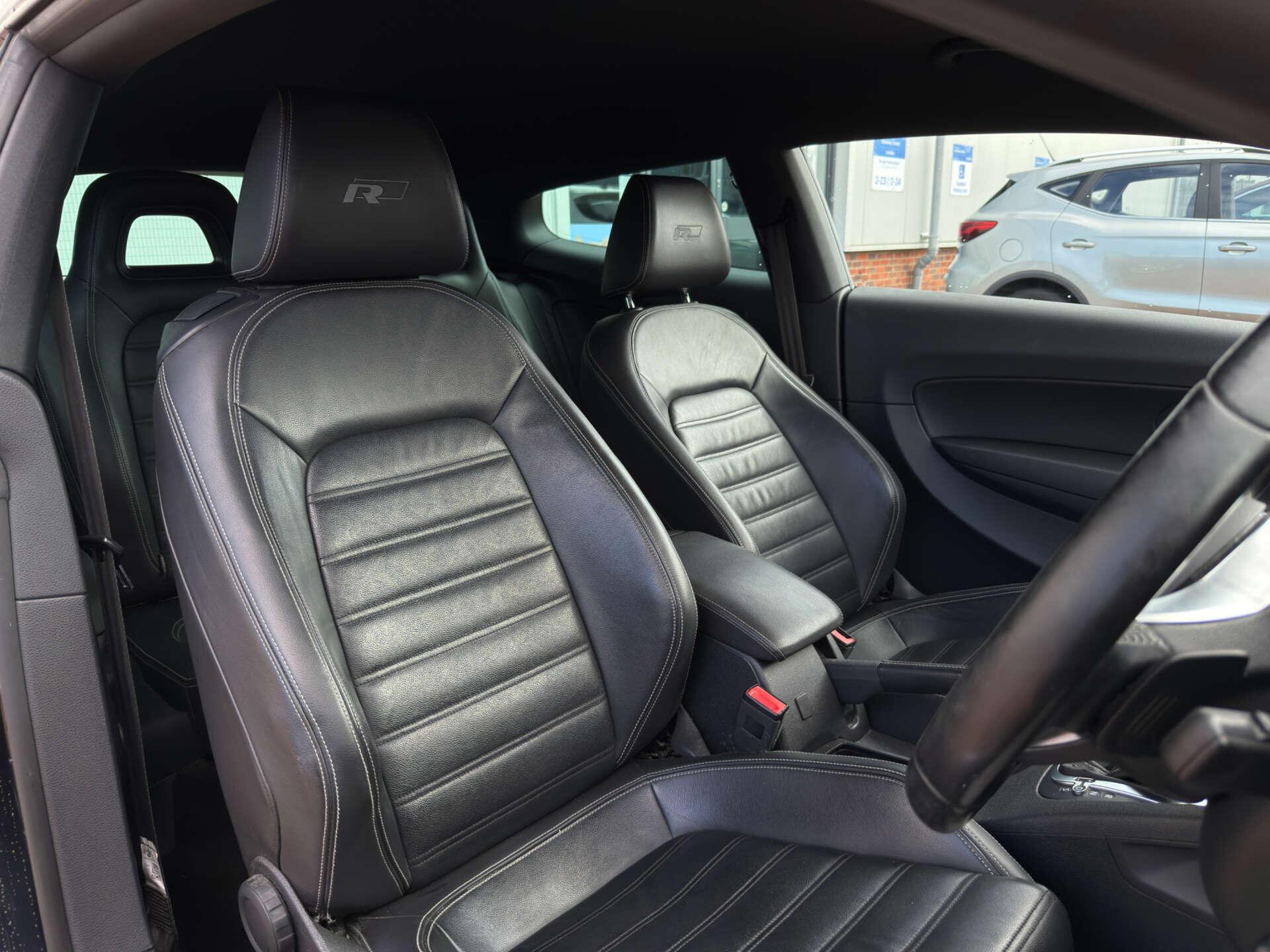 Volkswagen Scirocco view 16