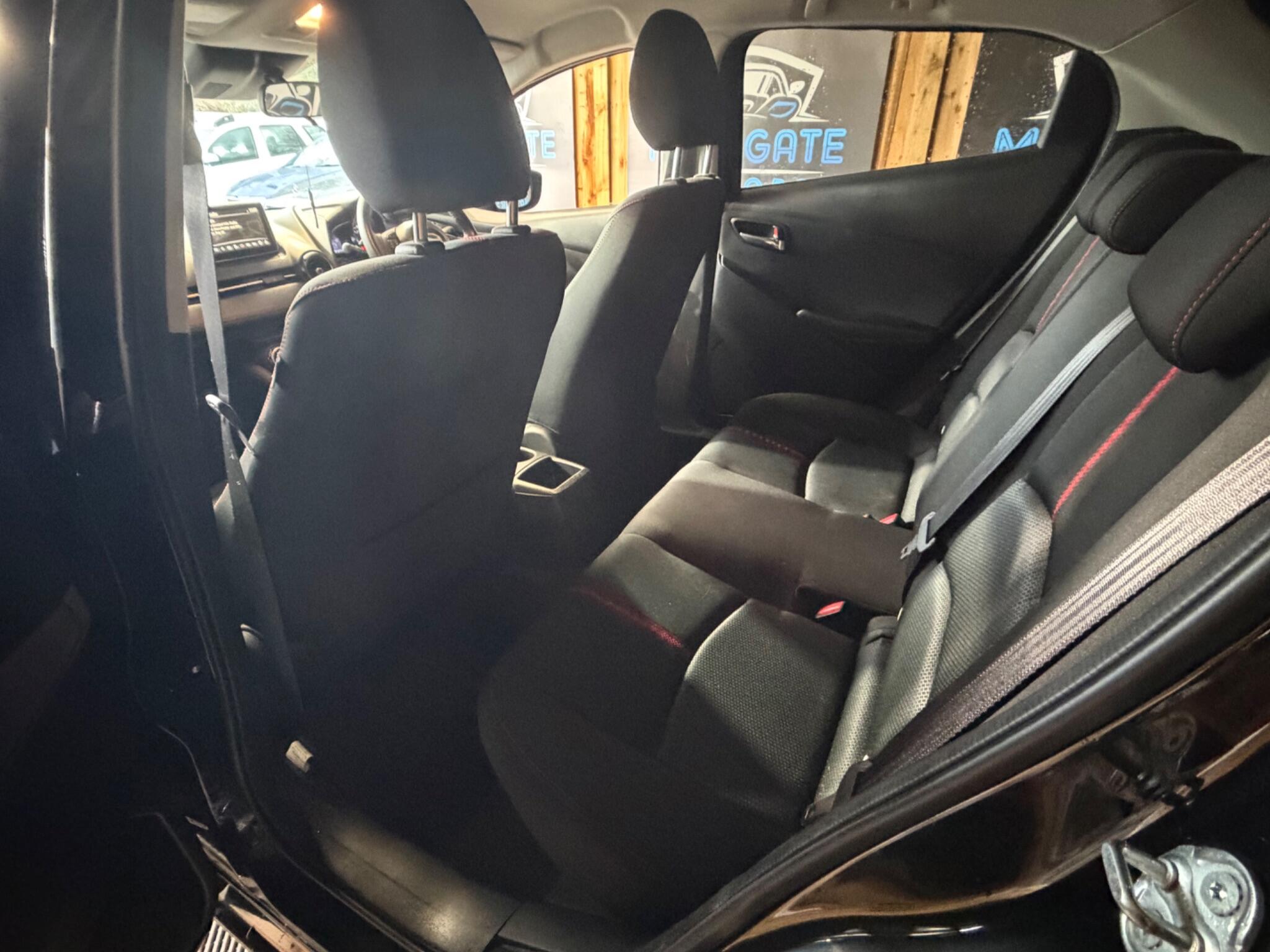 Mazda Mazda2 view 29