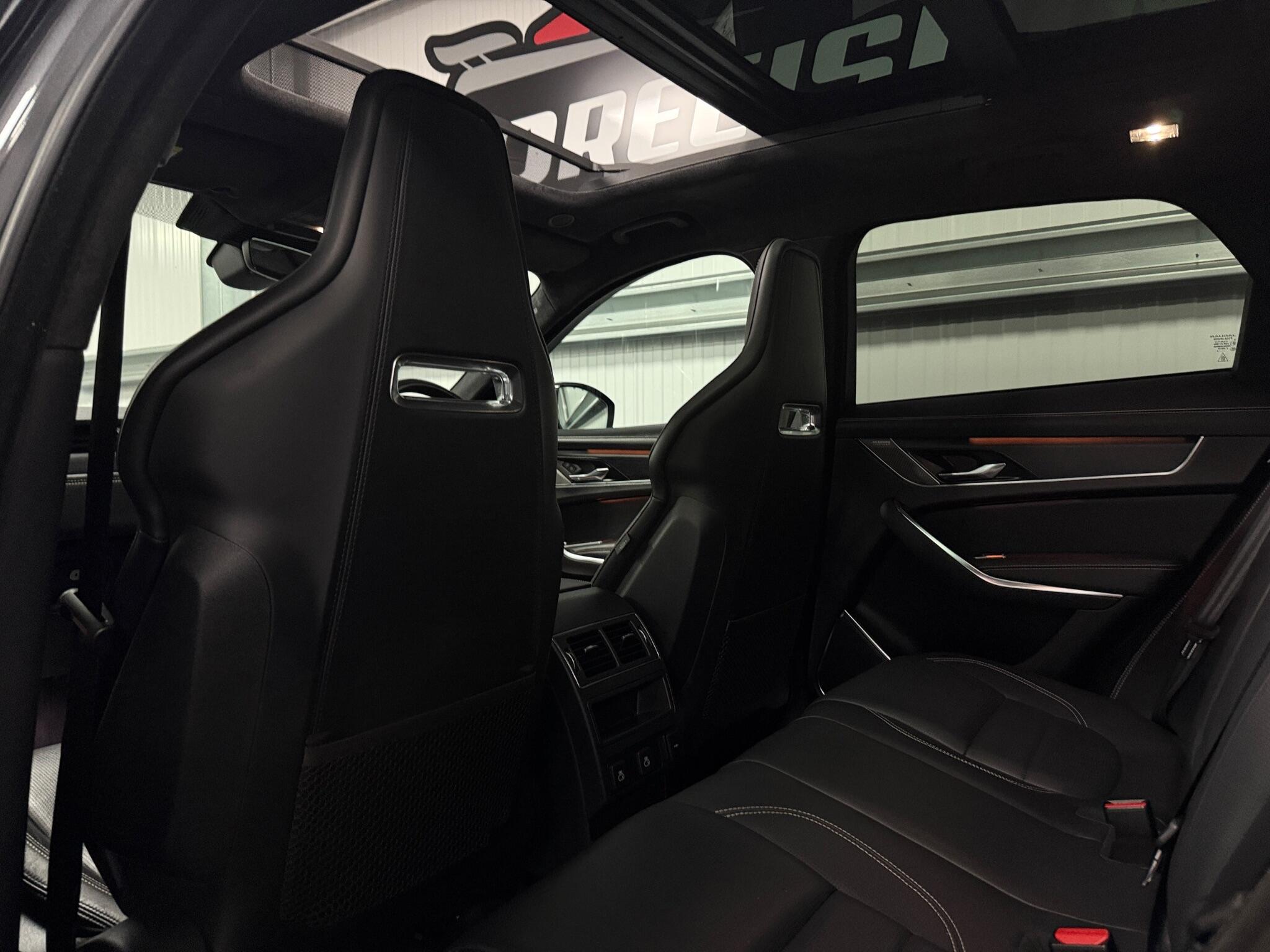 Jaguar F-Pace view 22