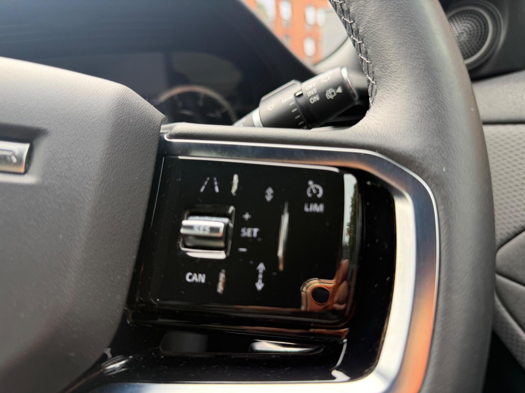Land Rover Range Rover Evoque view 41