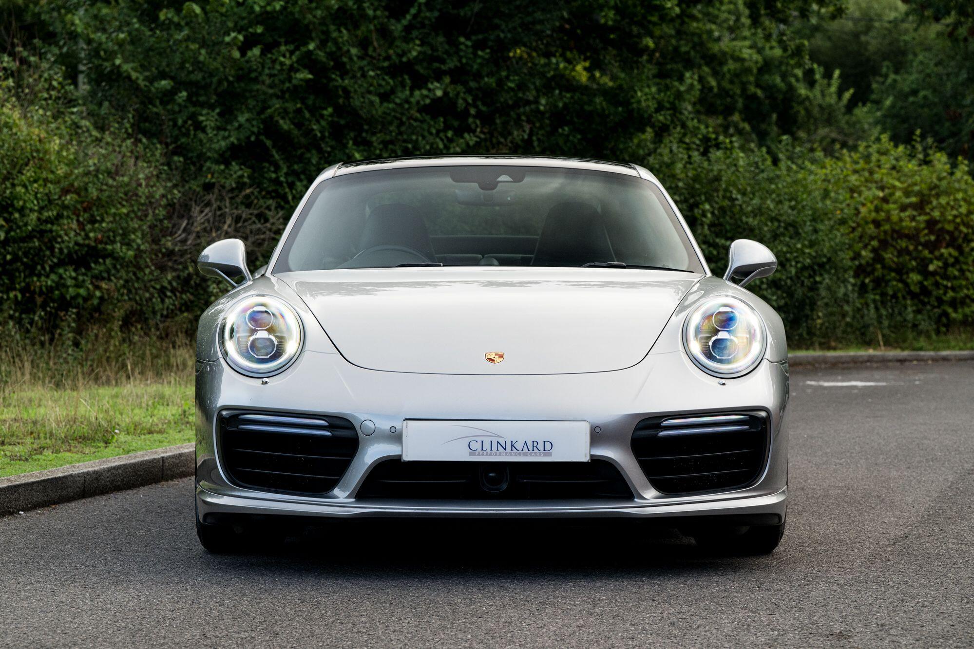 Porsche 911 view 2