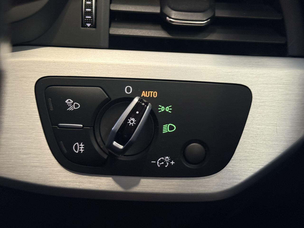 Audi A4 view 43