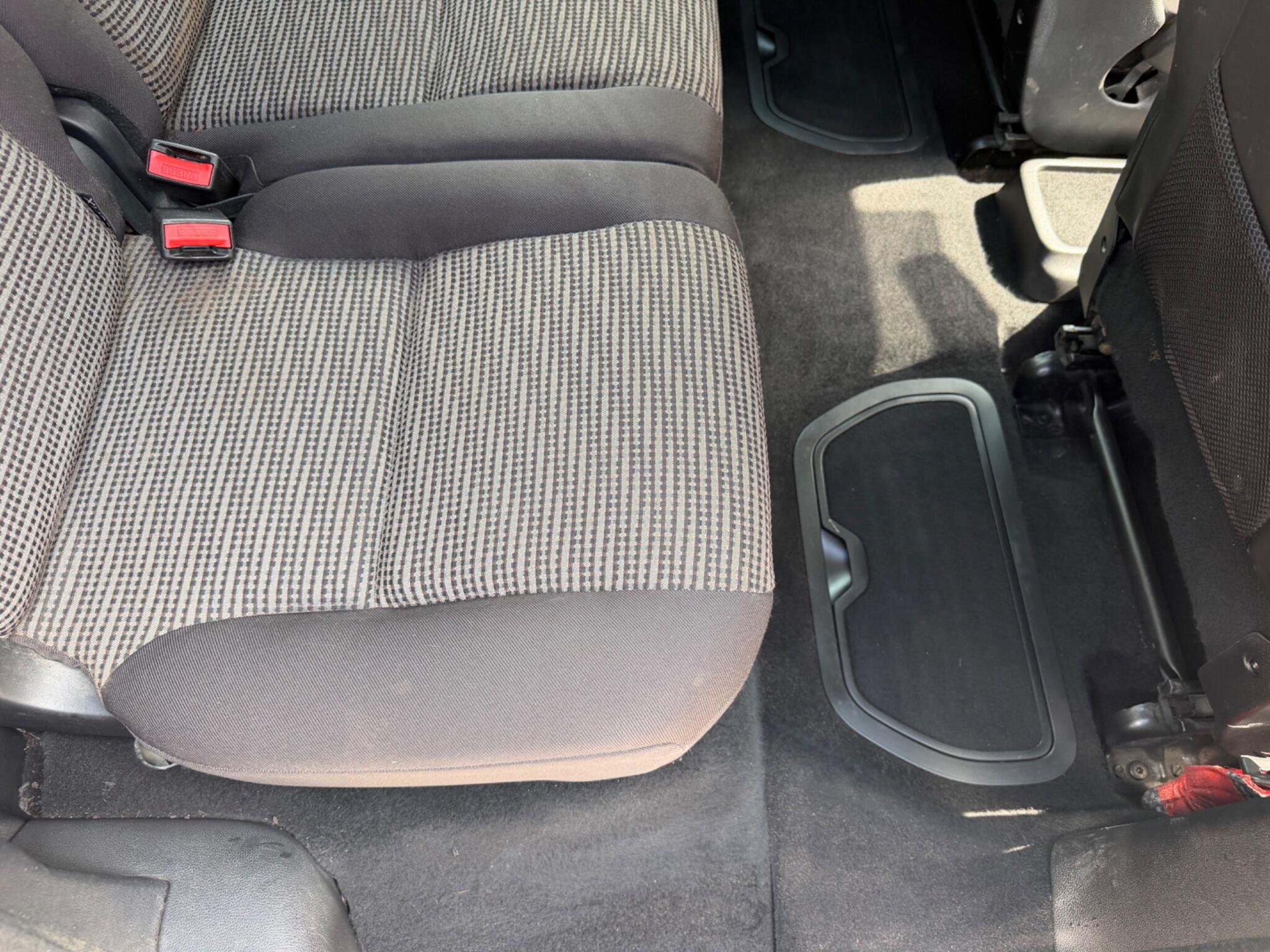 Peugeot Partner Tepee view 22
