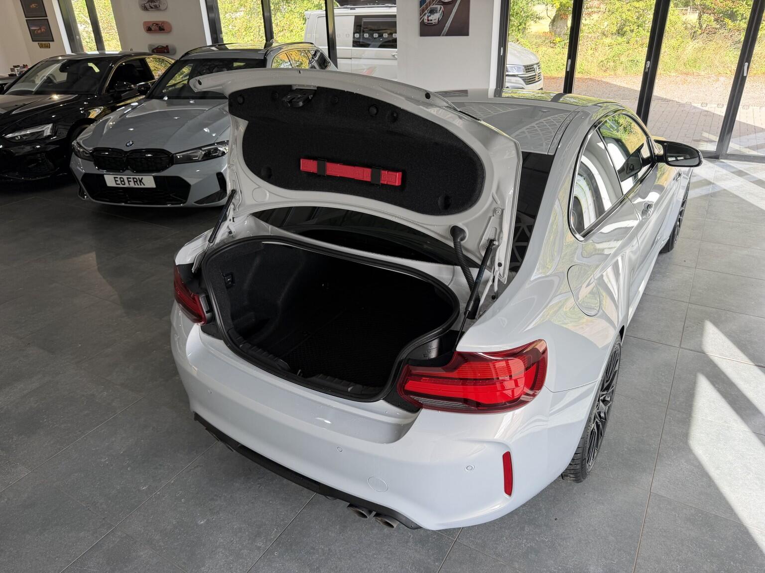 BMW M2 view 39