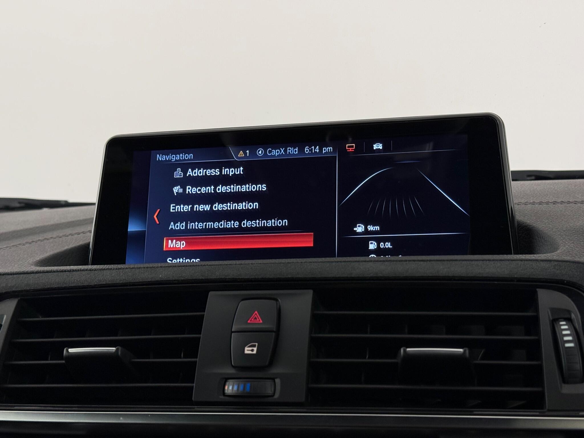 BMW 2 Series view 22