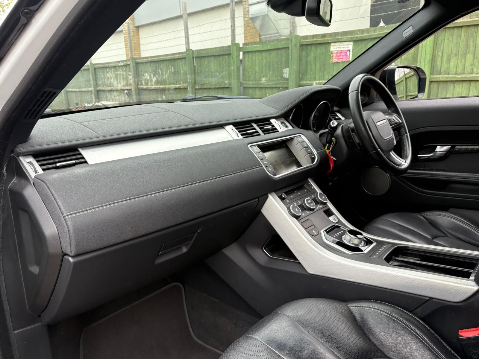 Land Rover Range Rover Evoque view 20