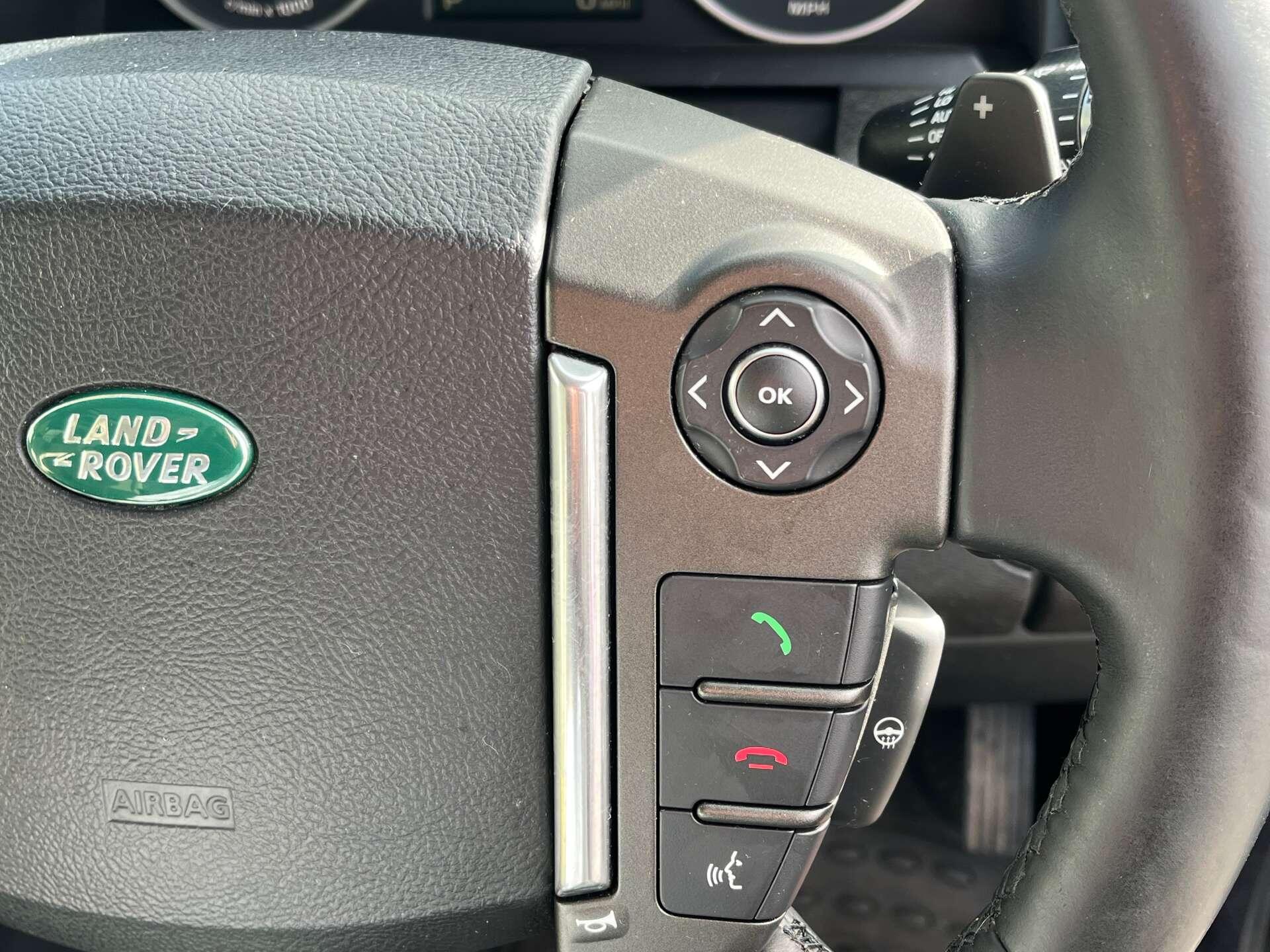 Land Rover Discovery view 23