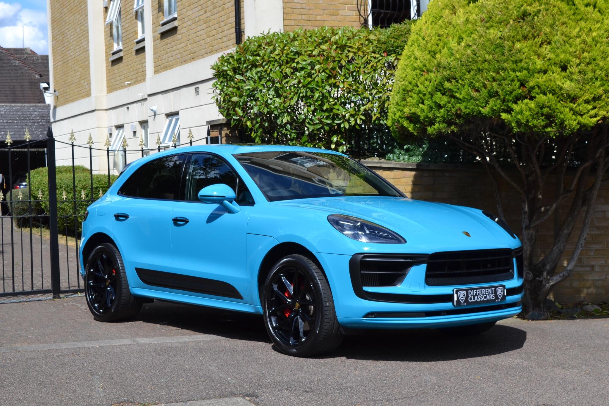 Porsche Macan view 25