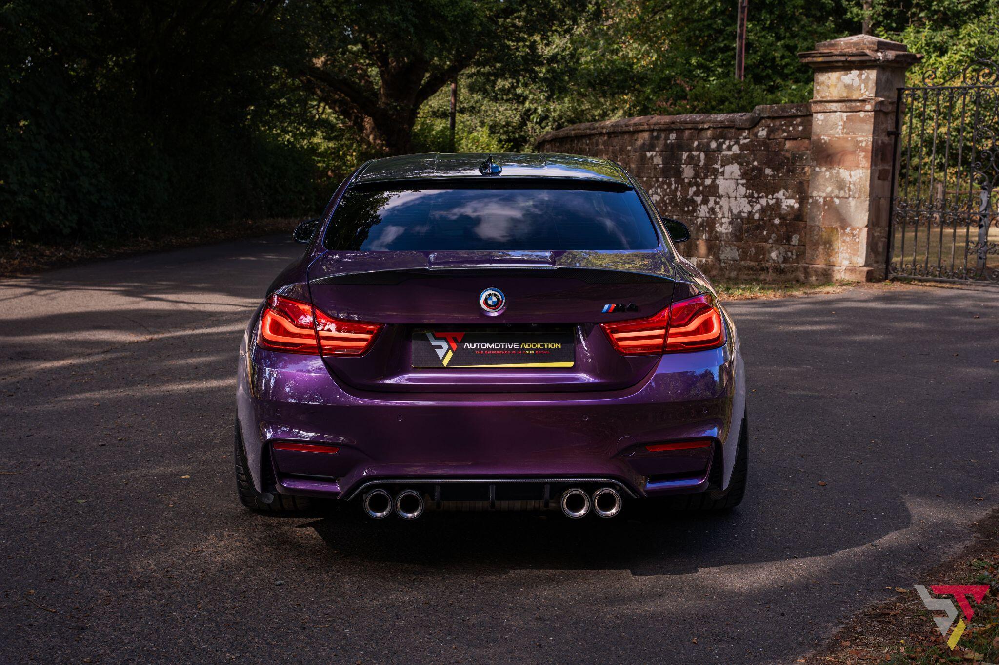 BMW M4 view 5