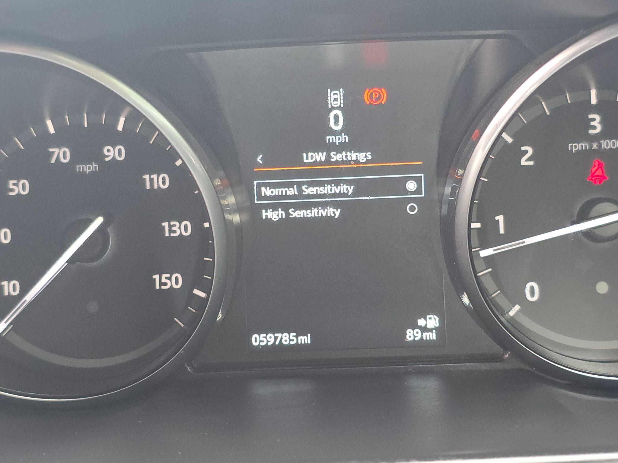 2017 Land Rover Discovery Sport 2.0 TD4 SE 4WD Euro 6 (s/s) 5dr (5 Seat) • 60,214 miles image 80